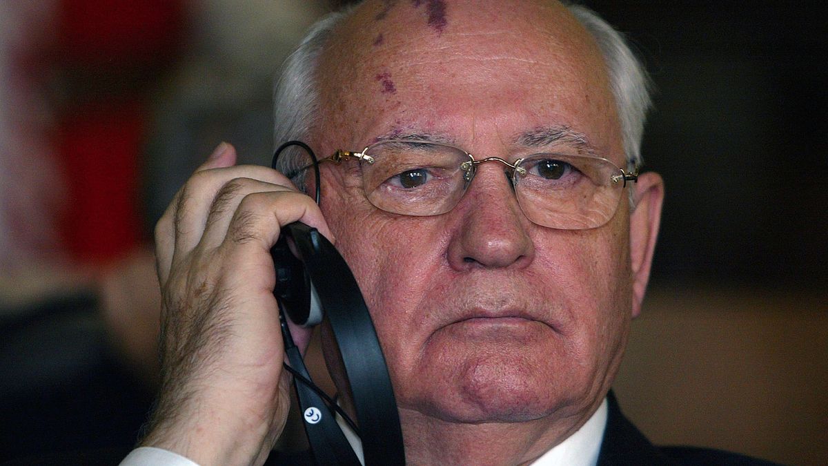 Ruská média o Gorbačovovi: Zemřel v roce, kdy navždy skončila jeho utopie